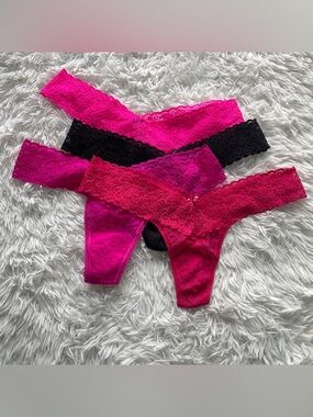 Victoria’s Secret The Lacie Thong Panties